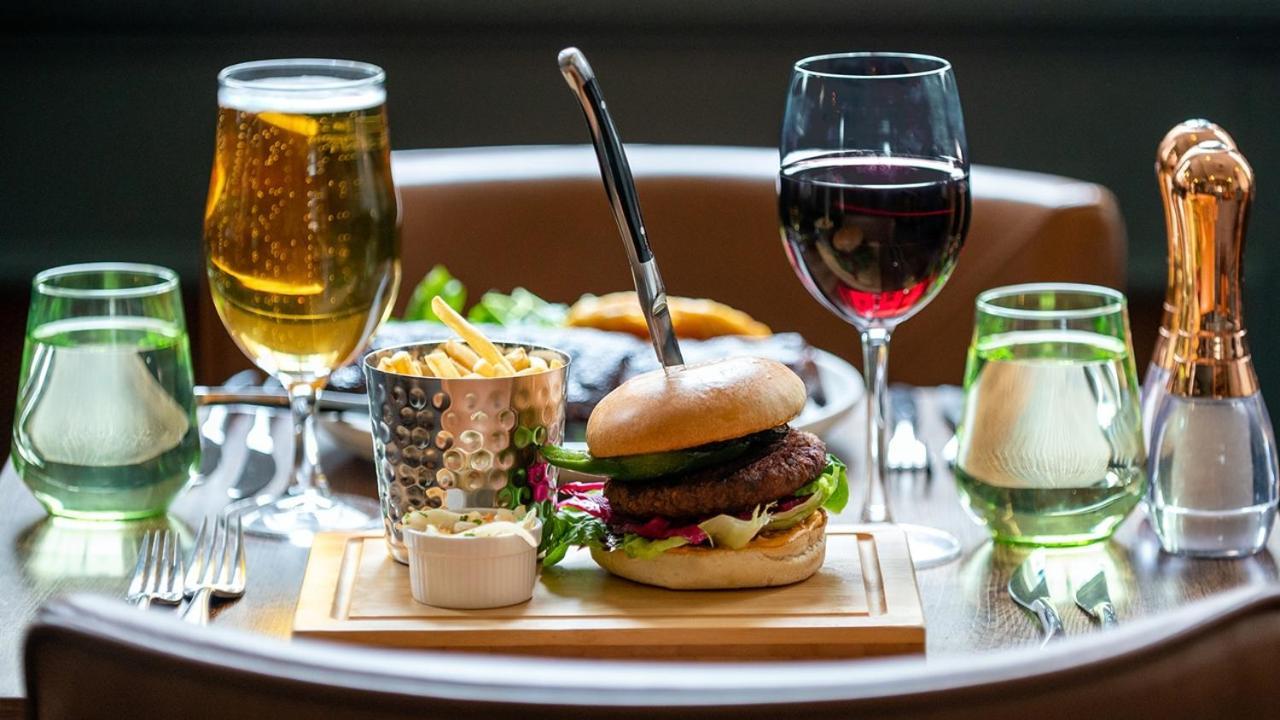 The Chequers Hotel Newbury  Eksteriør bilde