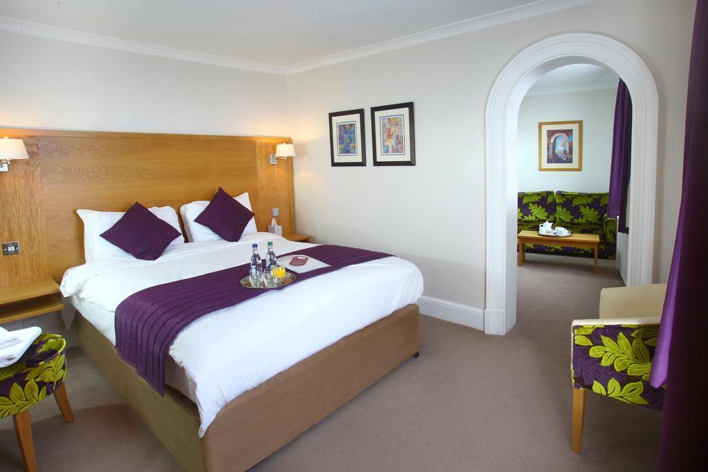 The Chequers Hotel Newbury  Eksteriør bilde
